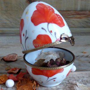 oeuf porcelaine décor noces de coquelicot rouge passion